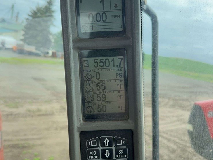 2014-case-ih-550-image-69