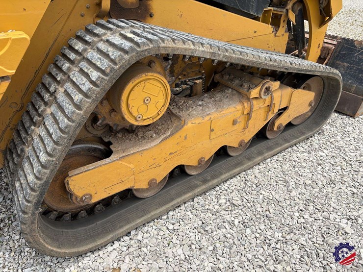 2022-caterpillar-259d3-image-29