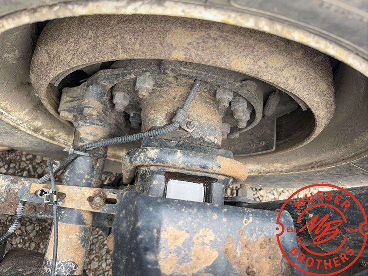 2007-freightliner-columbia-120-image-42