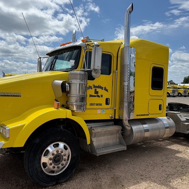 2016 KENWORTH T800