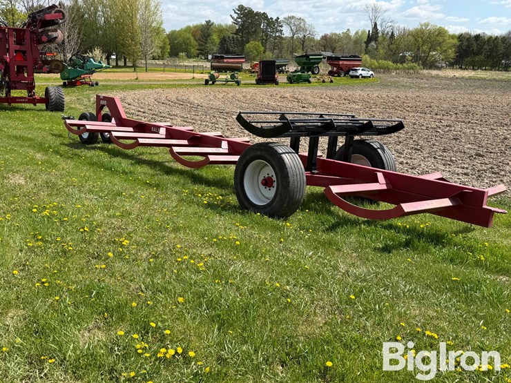 2019-industrias-america-825-round-hay-bale-wagon-image-7