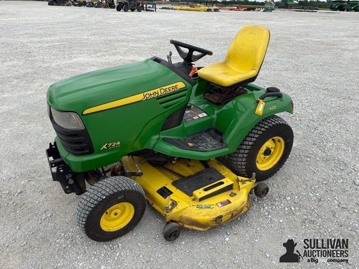 john-deere-x724-image-1
