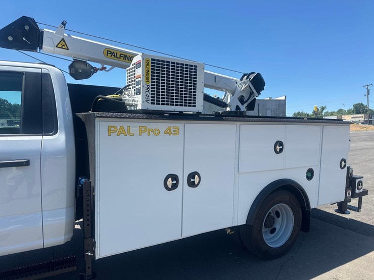 2026-ford-f550-xl-image-20