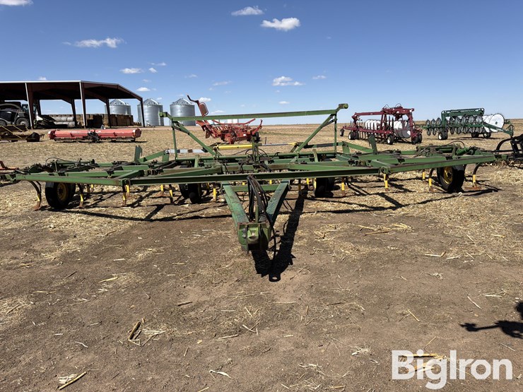 john-deere-36-image-2
