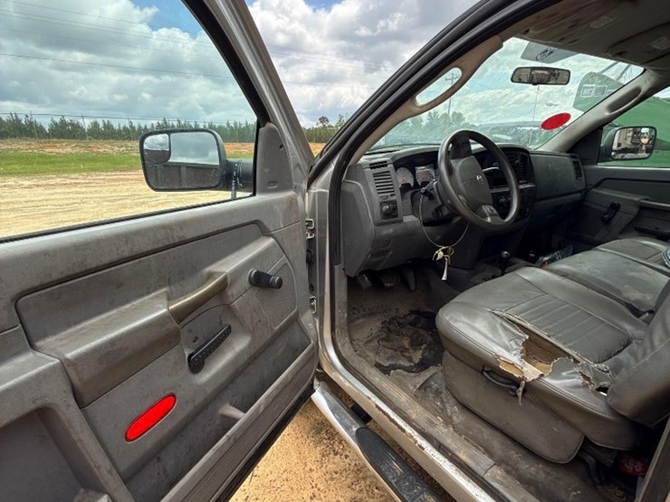 2009-dodge-ram-2500-image-7
