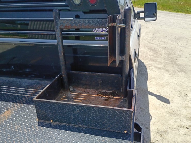 2005-gmc-sierra-2500-image-77