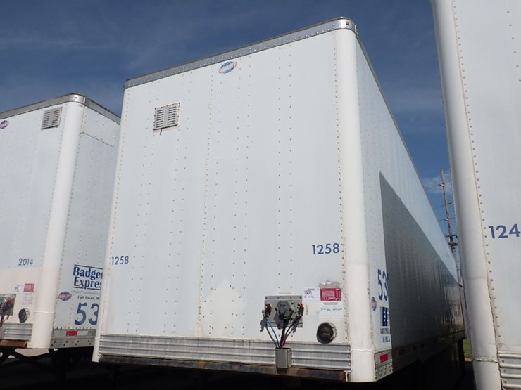 2005-utility-4000d-x-image-1
