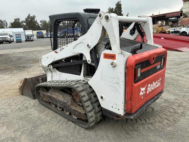2020-bobcat-t590-image-4