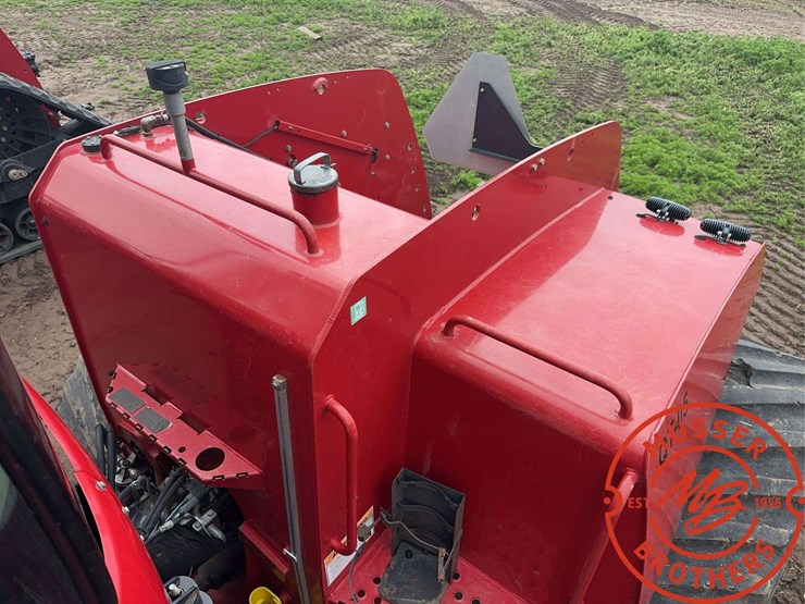 2014-case-ih-550-image-57