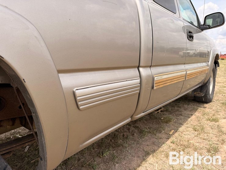 2000-chevrolet-silverado-1500-lt-image-15