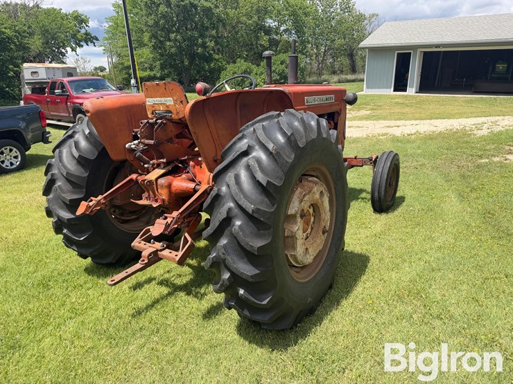 1961-allis-chalmers-d17-image-5