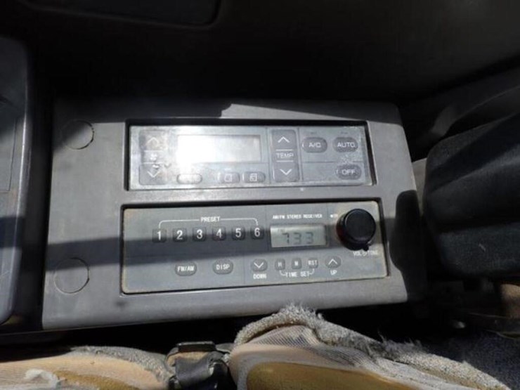 2009-deere-270d-lc-image-14