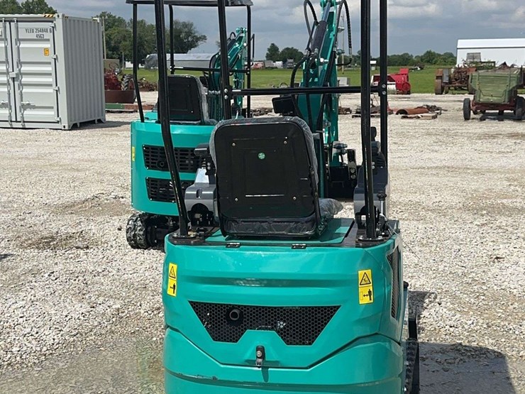 cfg-industrial-kv16r-mini-excavator-image-10