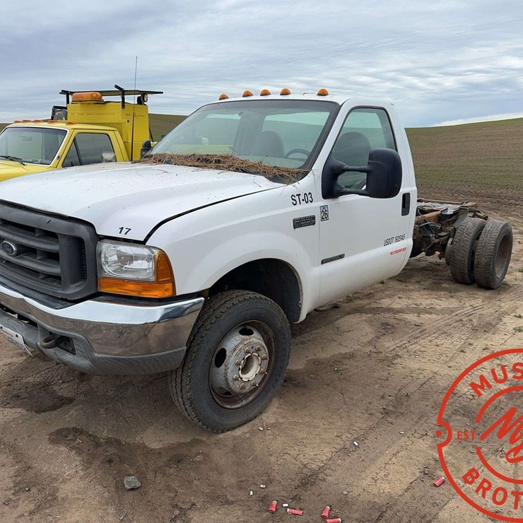 1999 FORD F550