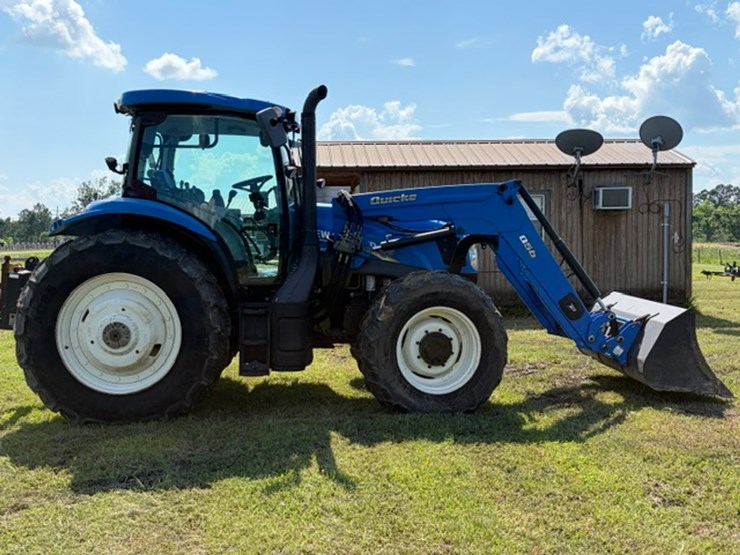 2015-new-holland-t6.155-image-2