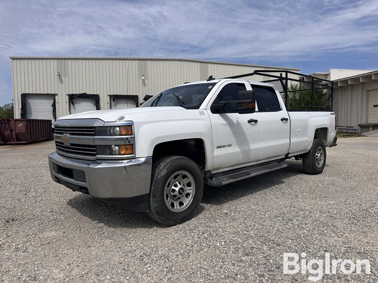 2016-chevrolet-2500hd-image-1