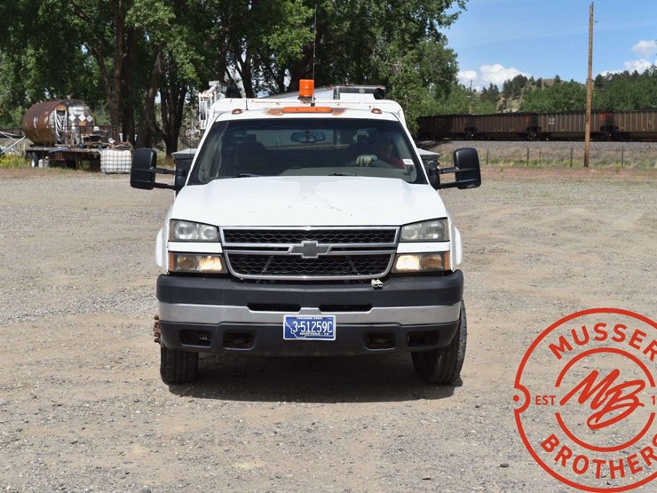 2006-chevrolet-3500-image-7
