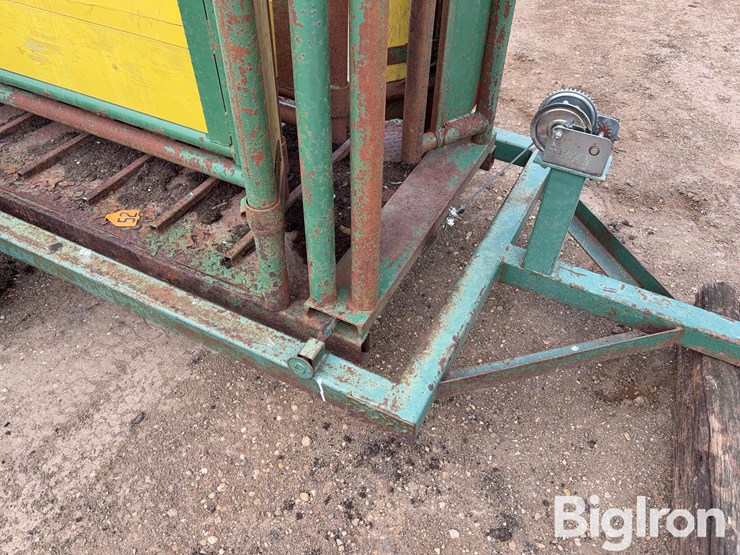 real-tuff-portable-working-chute-image-14