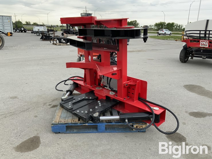 2026-massey-ferguson-730-image-1