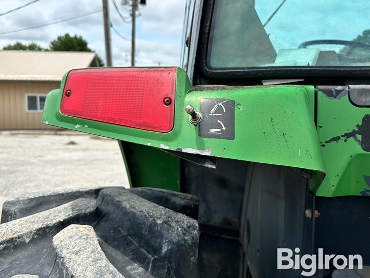 john-deere-7210-image-12