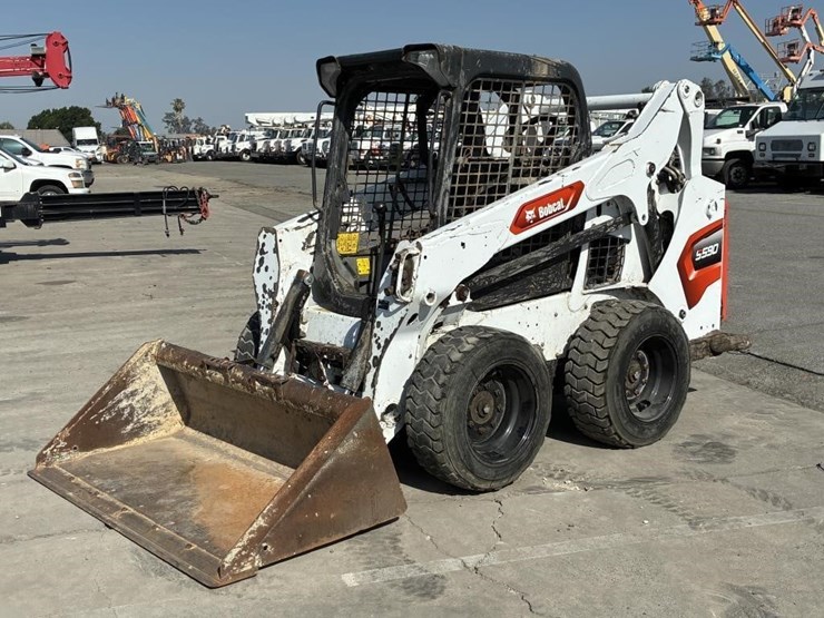 2023-bobcat-s590-image-1