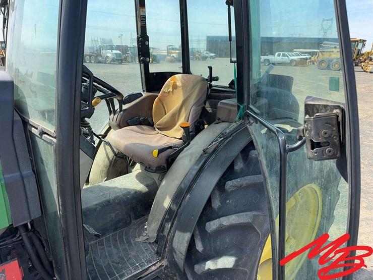 2011-john-deere-5093en-image-22