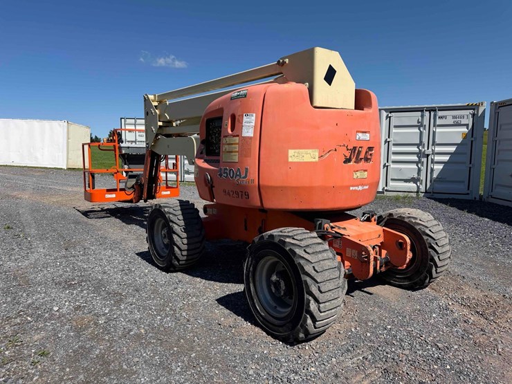 2007-jlg-450aj-image-3