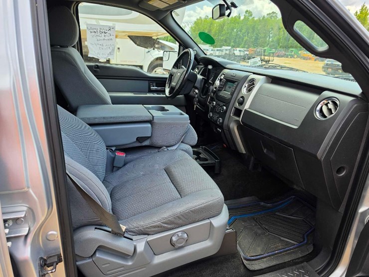 2014-ford-f150-xlt-image-10