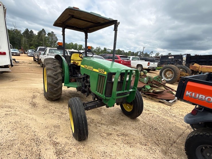 john-deere-5105-image-1
