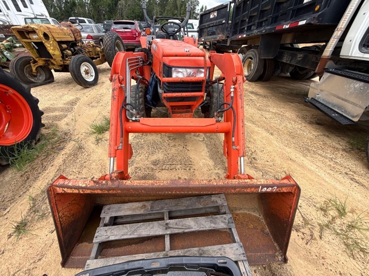 kubota-l2800-image-11