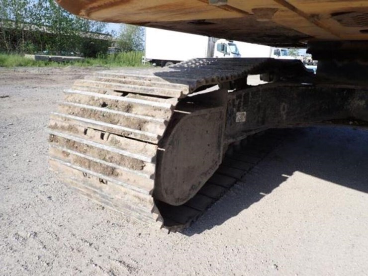 2009-deere-270d-lc-image-46