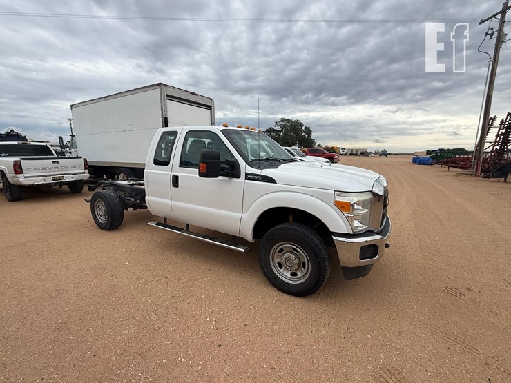 2016-ford-f350-image-2