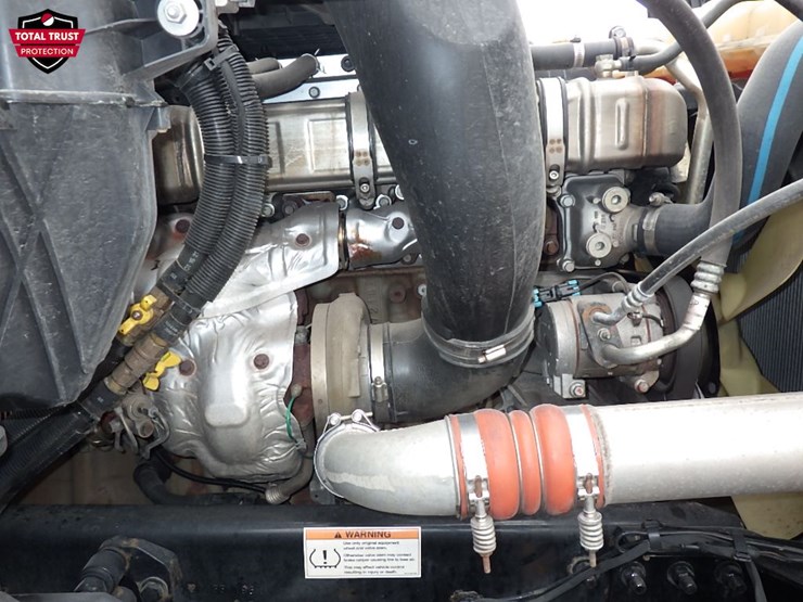 2021-freightliner-cascadia-126-image-31