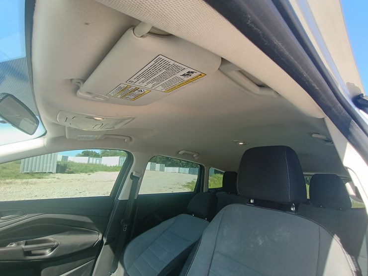 2017-ford-escape-image-33