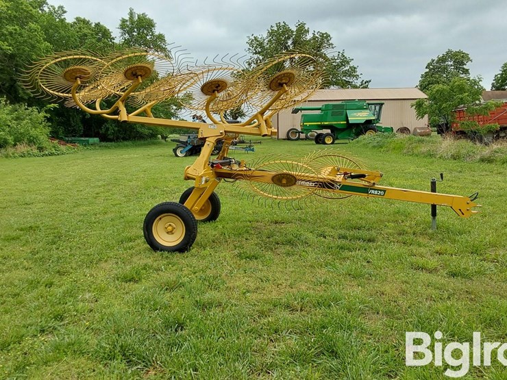 2013-vermeer-vr820-image-4