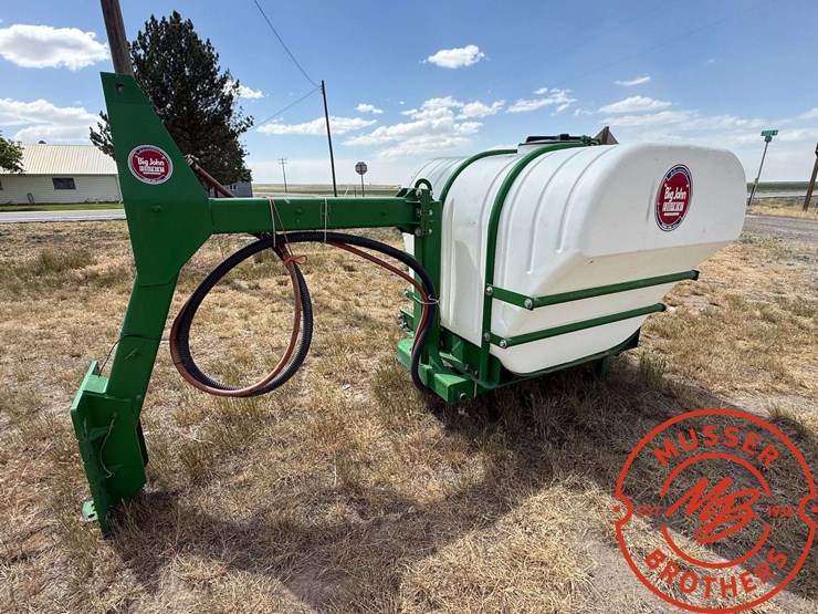 pair-of-500-gallon-big-john-saddle-tanks-image-3