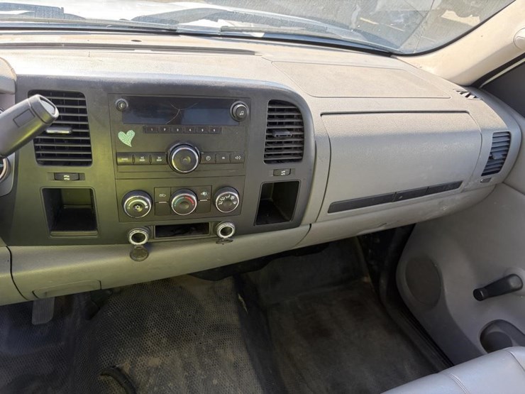 2008-chevrolet-2500hd-image-17