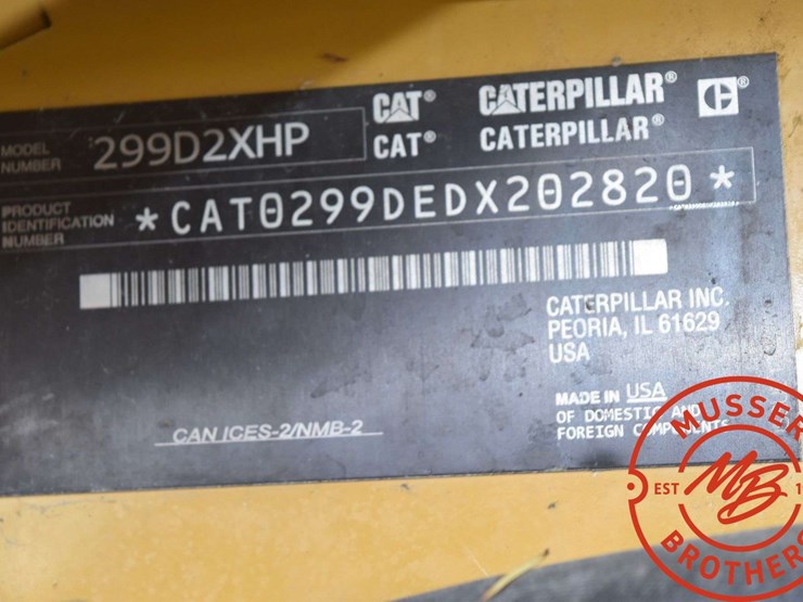 2016-caterpillar-d2-image-40