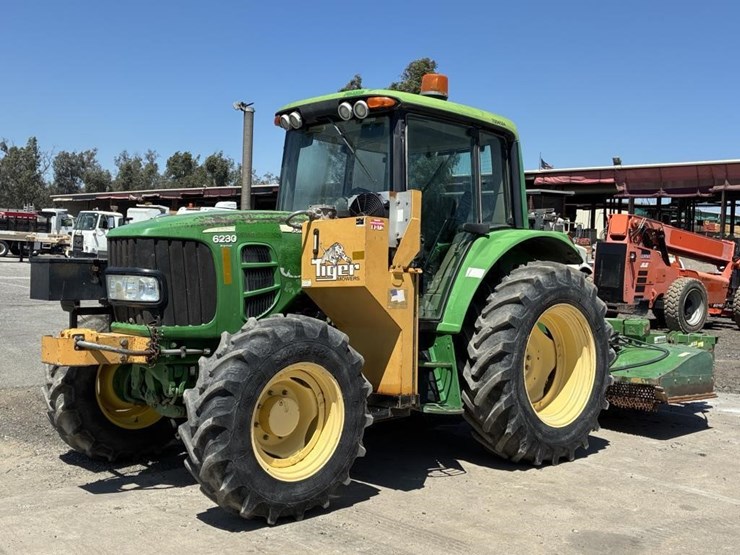 2009-john-deere-6230-image-1