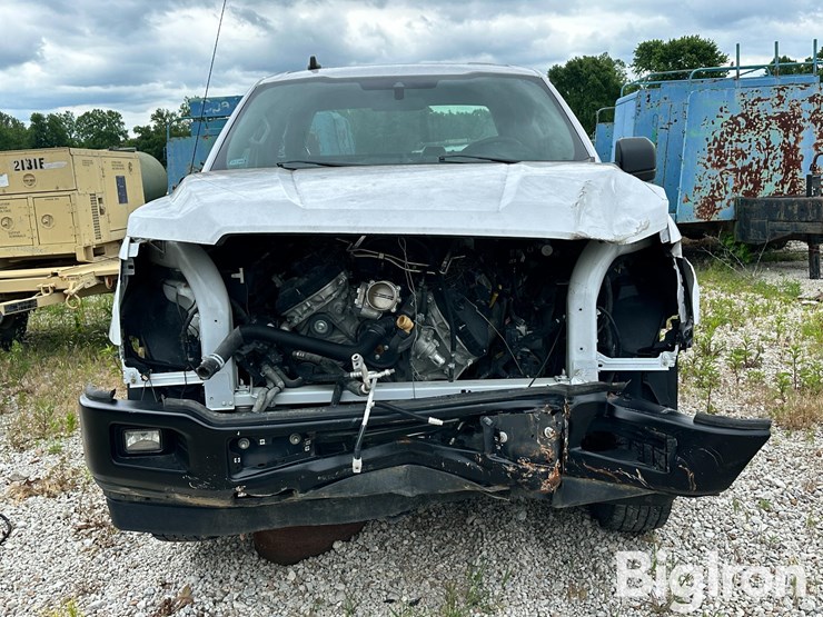 2020-ford-f150-xl-image-2