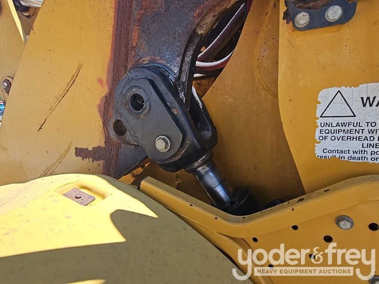2012-caterpillar-930k-image-19