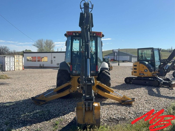 2023-deere-310sl-image-5