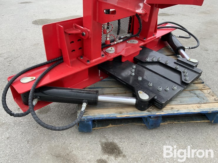 2026-massey-ferguson-730-image-15