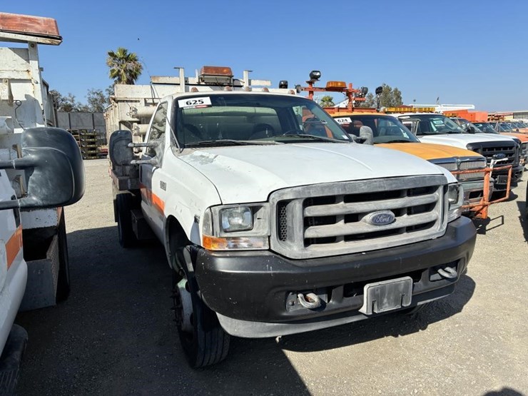 2002-ford-f450-image-2
