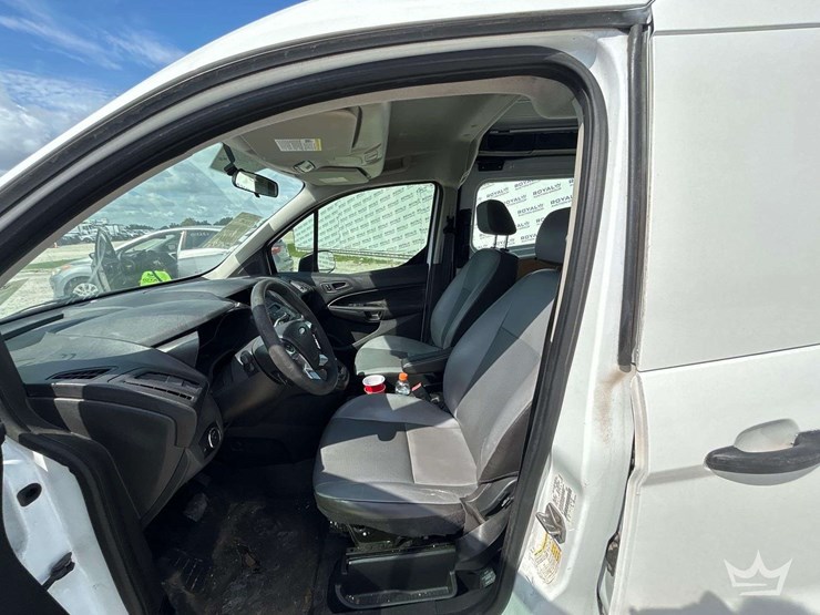 2015-ford-transit-connect-image-12