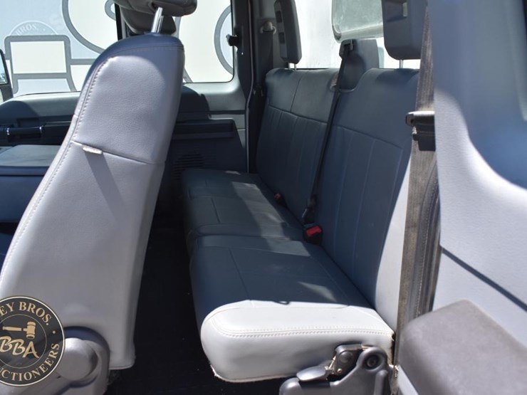 2012-ford-f450-image-25
