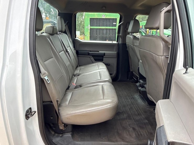 2017-ford-f150-image-8