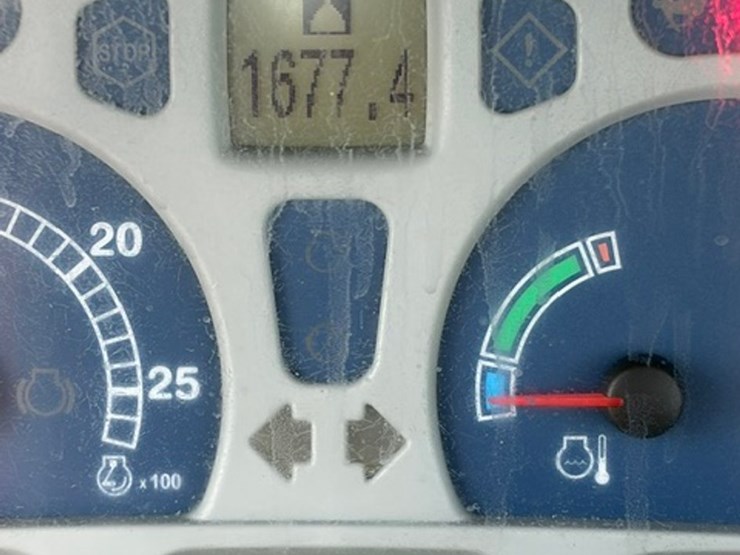 2015-new-holland-t6.155-image-11
