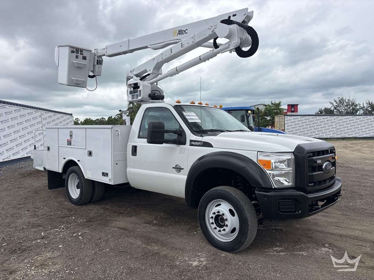 2015-ford-f550-image-2