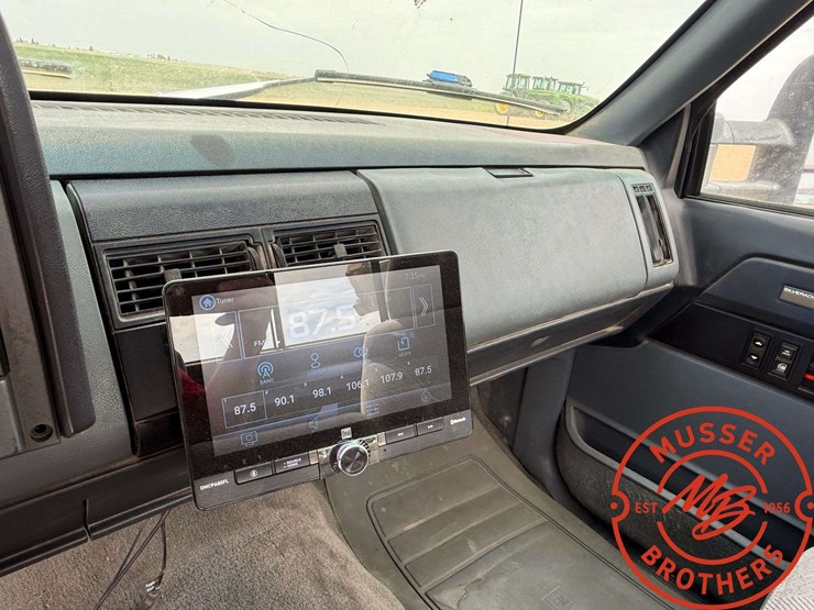 1989-chevrolet-2500-image-18
